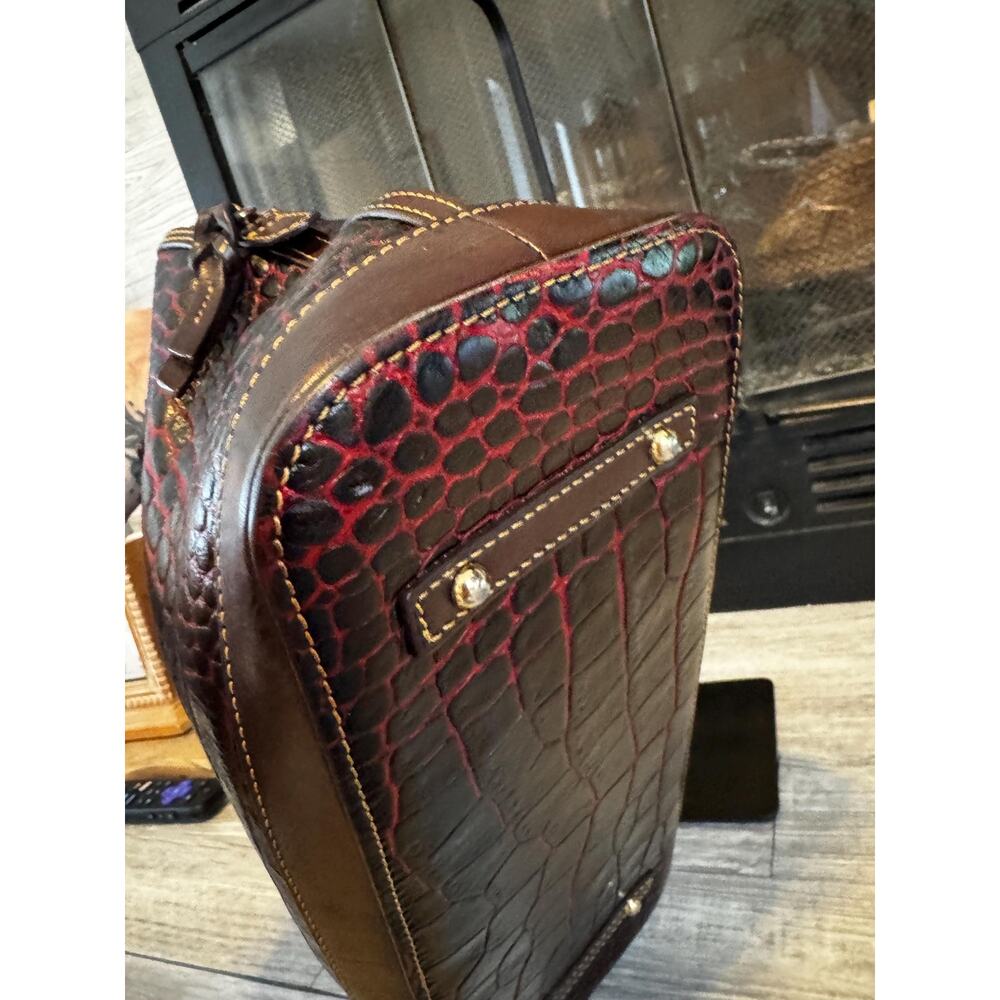 Extra Large Dooney Bourke Chestnut Croc Embossed Leather Satchel – Red Trim Bag - Picture 10 of 16